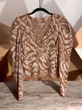 Nine West Puff Sleeve Cropped Caramel tan and Cream Zebra Cropped Cardigan Sz L
